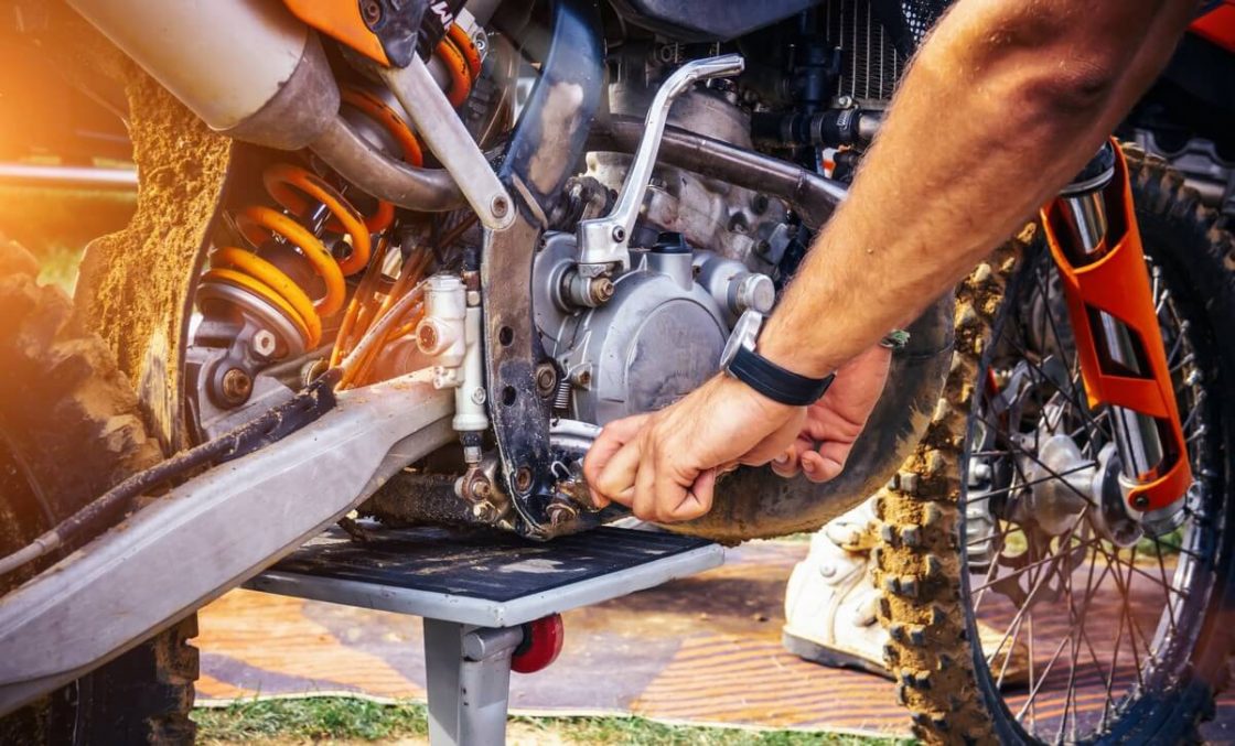 7 Best Motorcycle Jacks For Your TwoWheeled Companion GarageSpot