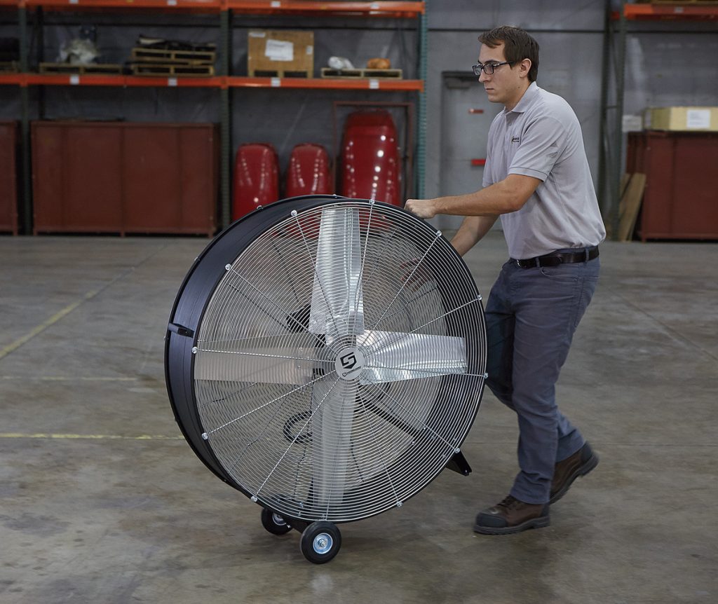 Best Garage Fan to Keep Your Cool and Ventilated